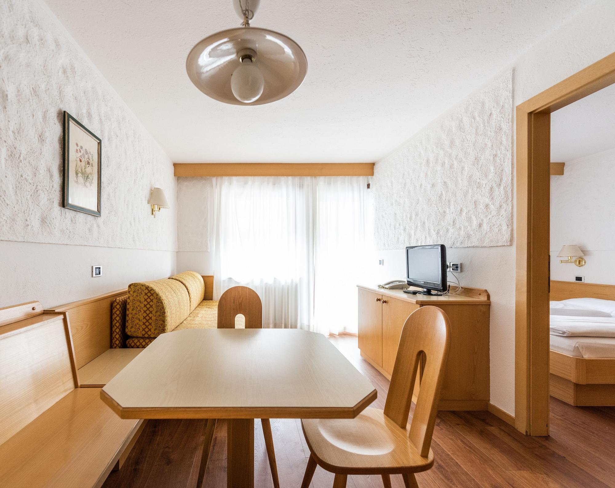 Residence Antares Σέλβα ντι Βαλ Γκαρντένα Εξωτερικό φωτογραφία